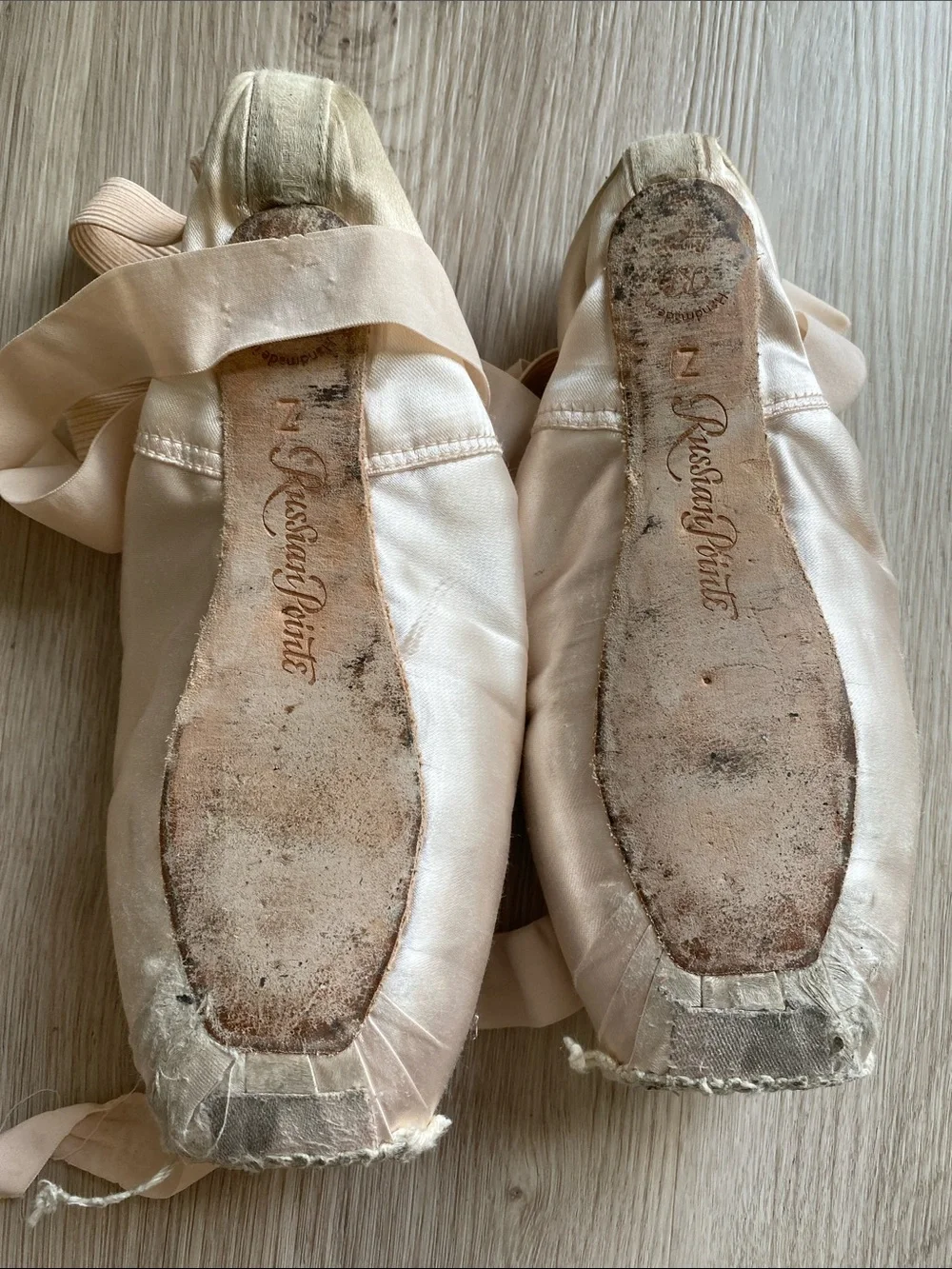 Russian Pointe Professional Ballet Pointe Shoes - Blush - Picture 2 of 3